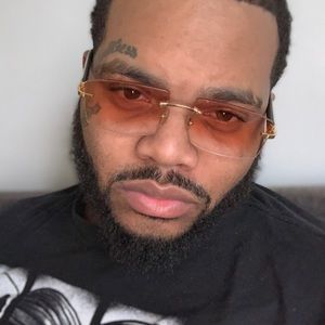 Meet your Posher, Roman